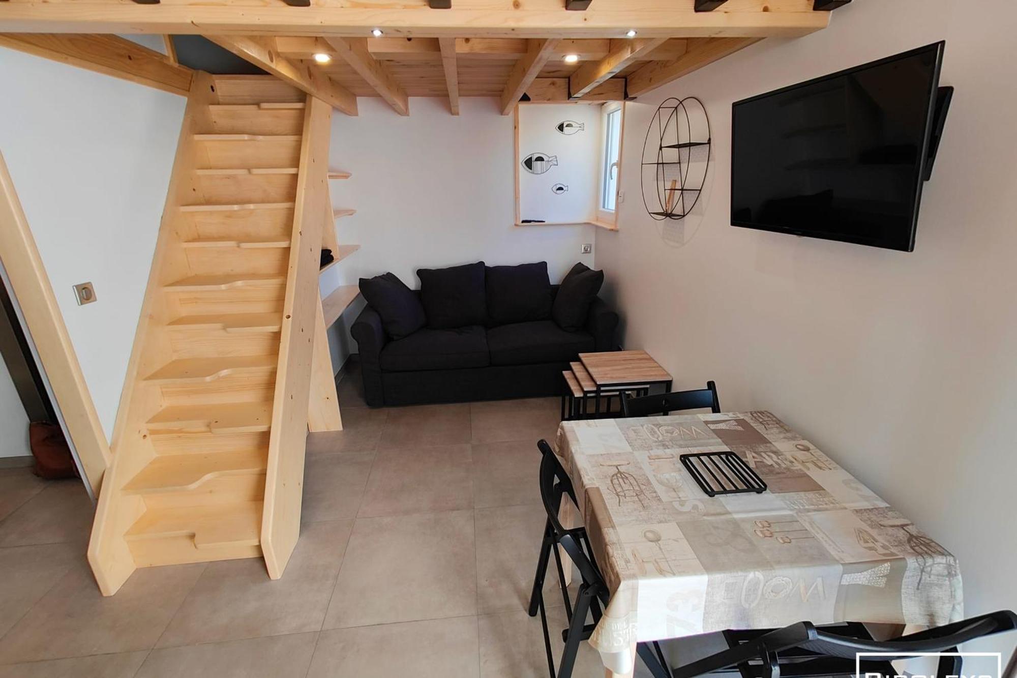 Maison Renovee Et Climatisee Avec Wifi A 600M De La Plage 비아스 외부 사진