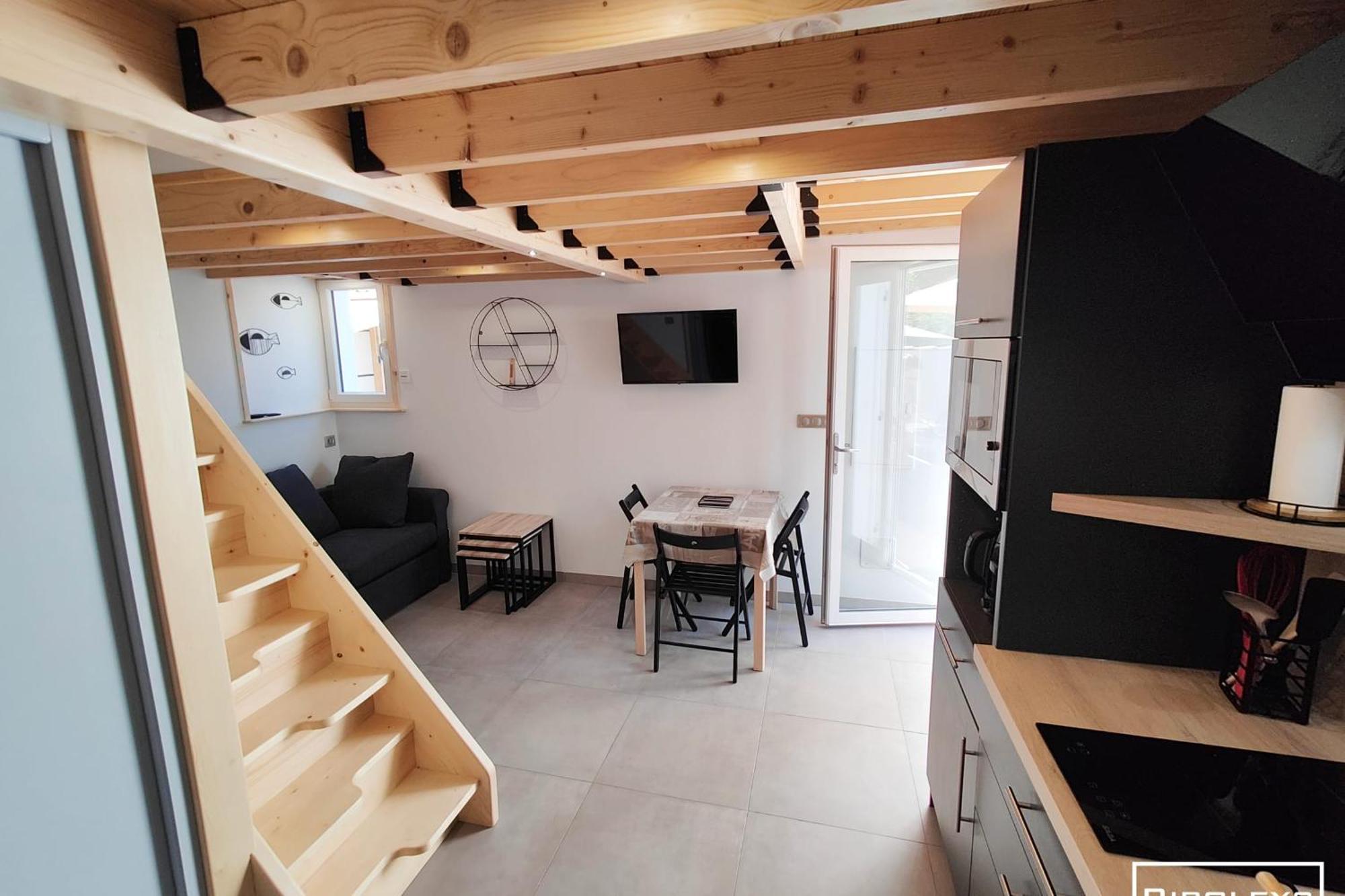 Maison Renovee Et Climatisee Avec Wifi A 600M De La Plage 비아스 외부 사진